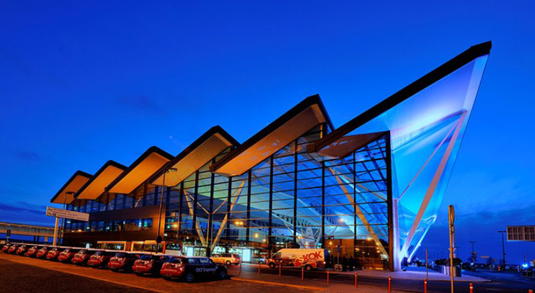 Terminal lotniczy im. Lecha Wałęsy, Gdańsk